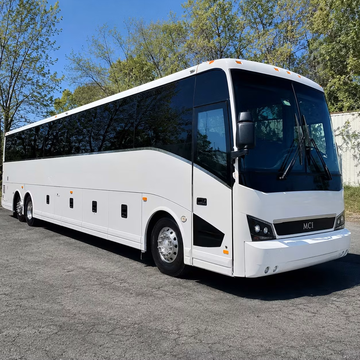 concert bus rentals to dos equis pavilion from carrollton