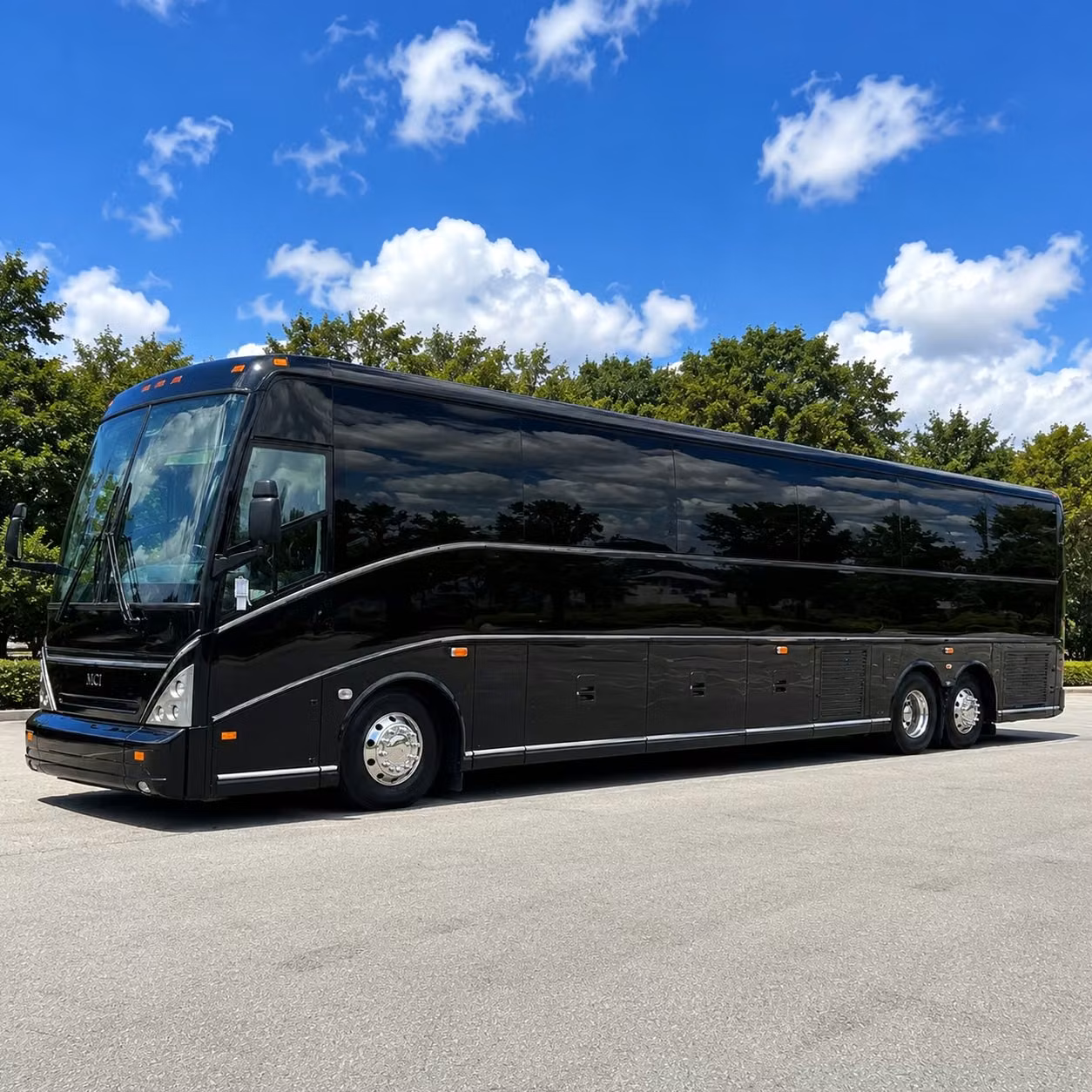 construction and worksite shuttle services in carrollton texas