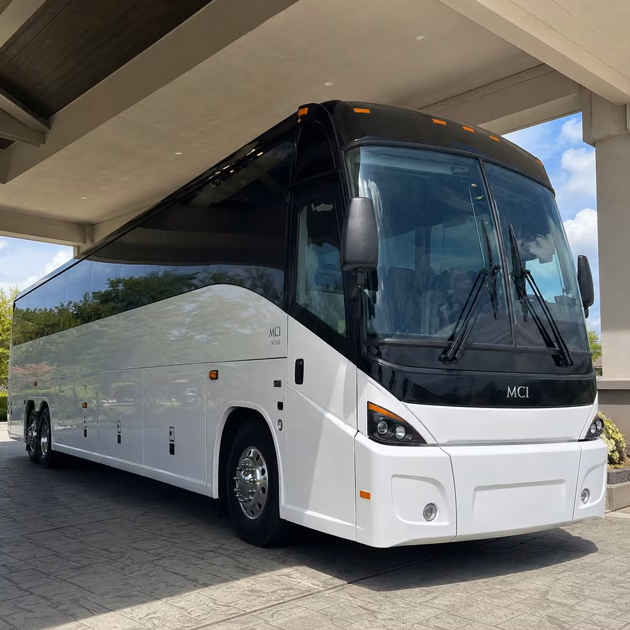 dart light rail connection shuttles for carrollton employees